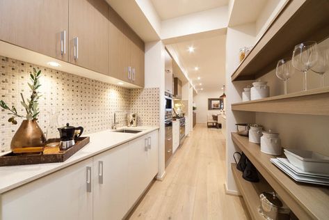 Metricon Homes Interiors, Butlers Pantry Ideas Layout, Butlers Pantry Ideas, Pantry Designs, Kitchen Butlers Pantry, Pantry Layout, Pantry Room, Butler’s Pantry, Messy Kitchen