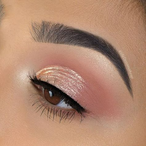 Matte Make Up, Teknik Makeup, Make Up Designs, Maquillage On Fleek, Mekap Mata, Cut Crease Makeup, Eye Makeup Pictures, Smink Inspiration, Eye Makeup Designs