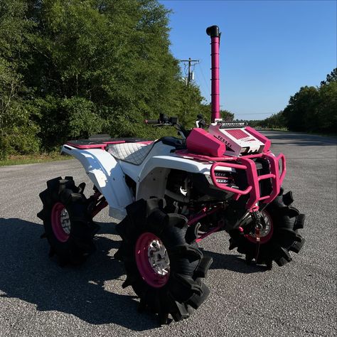 It’s #frontendfriday 🔥 Don’t forget to tag us in your story! We’ll see you at Muddn185 for the HONDA ONLY BOUNTY HOLE this weekend 🙌 Only.Hondas ~ DM us your honda pics or use our hashtag🥇 ° ° ° Follow ~ @vesselpowersports Follow ~ @vesselpowersports #hondaboats #hondaboat #honda #hondarancher #hondaranchers #rancher420 #rancher350 #hondaforeman #foreman450 #hondaforemans #foreman500 #hondarubicon #hondarubicons #rubicon500 #hondarincon #hondarincons #hondaboatcrew #hondasubmarines #hondabi... Honda Four Wheelers, Pink Four Wheeler, Mud Riding, Atv Four Wheelers, Can Am Atv, Honda Rancher, Four Wheeling, Four Wheeler, Cool Dirt Bikes