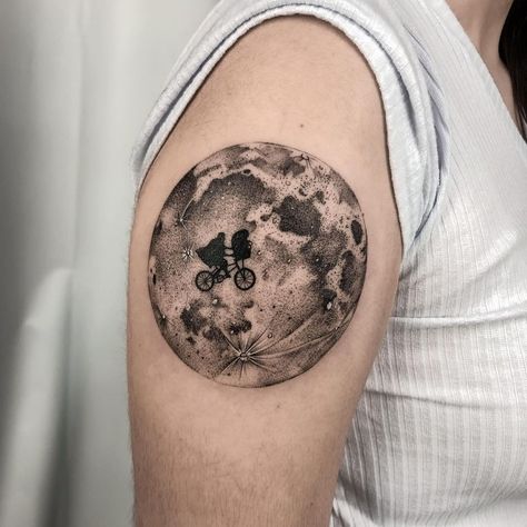 Cinema Tattoo, Gray Tattoo, Scott Campbell, Unique Tattoo Designs, Grey Gardens, Badass Tattoos, Grey Tattoo, Dream Tattoos, Tattoo Inspo