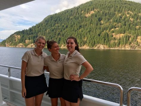 Yacht Crew Uniform, Yacht Deckhand, Superyacht Stewardess, Yachtie Life, Resort Uniform, Yacht Stewardess, House Yacht, Dream Character, Team Outfits