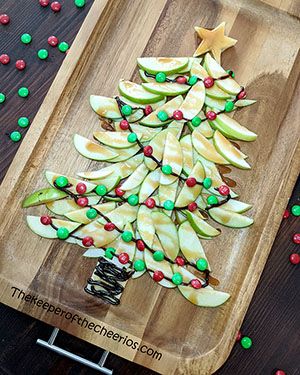 Apple Christmas Tree, Christmas Tree Ice Cream, Holidays Treats, Kids Brunch, Crafts For The Home, Apple Nachos, Stained Glass Cookies, Christmas Tree Cupcakes, Apple Christmas