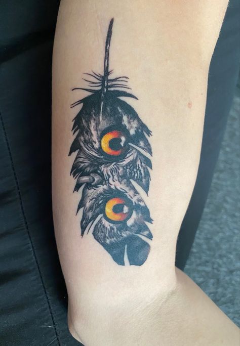 Feather Owl Tattoo, Owl Feather Tattoos, Owl Eye Tattoo, Tattoo Owl, Illustrative Tattoo, Cute Owl Tattoo, Seahorse Tattoo, Native Tattoos, Owl Feather