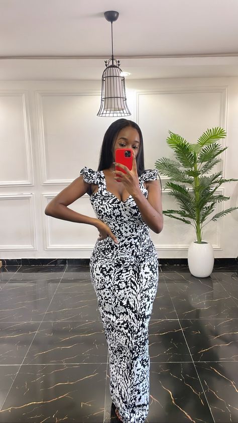 Long Ankara Dresses, Ankara Dress Designs, African Fabric Dress, Ankara Dress Styles, African Print Dress Ankara, African Print Clothing, Short African Dresses, African Wear Dresses, Dressy Casual Outfits