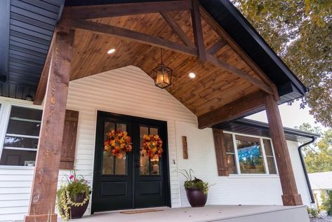 Cedar Entryway Front Porches, Barndominium Exterior Lighting, Open Porch Ideas Front Entry, Porch Beams, Exterior Upgrades, Front Porch Addition, Dream Porch, Breezeway Ideas, Gabled Roof