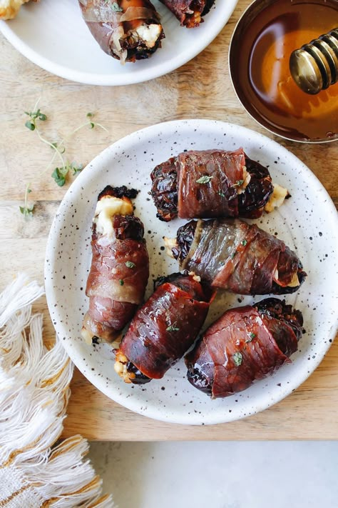 Prosciutto Wrapped Dates (Goat Cheese Stuffed Dates) - The Fig Jar Goat Cheese Dates Prosciutto, Stuffed Figs Appetizers, Fig Prosciutto Appetizers, Appetizers For Date Night, Date Appetizer Recipes, Dates Goat Cheese, Prosciutto Wrapped Dates, Cold Starters, Goat Cheese Stuffed Dates