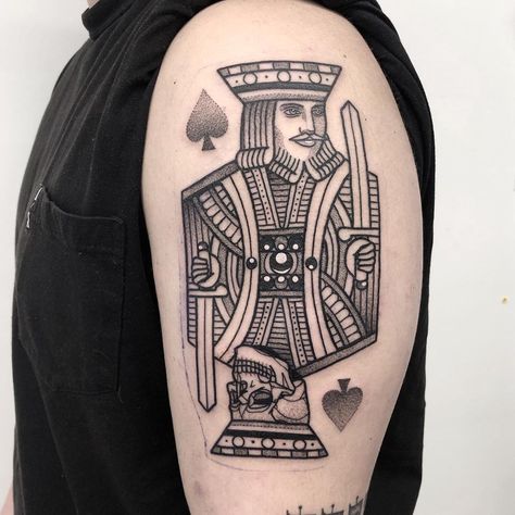 King Playing Card Tattoo, Spade Tattoo Design, Jack Of Spades Tattoo, King Of Spades Tattoo, King Card Tattoo, King Playing Card, Playing Card Tattoo, Playing Card Tattoos, Illustrative Tattoo