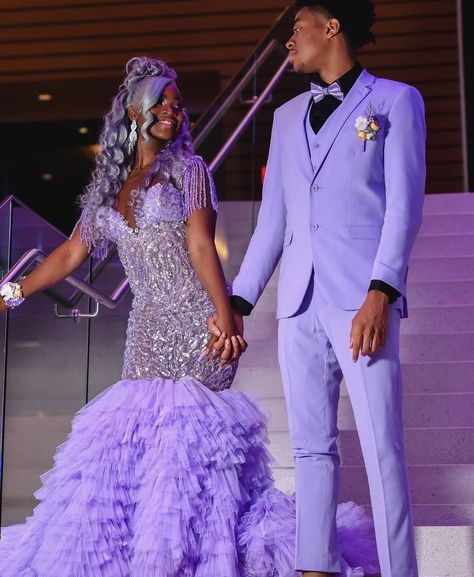 Prom Looks Purple, Prom Purple Dress Couple, Purple And Gold Prom Couple, Purple Prom Looks Couple, White And Purple Prom Couple, Lavender Prom Suit, Purple Prom Dress Couple, Purple Prom Dresses Black Women, Lavender Prom Couple