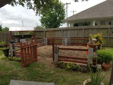 Cinder block fence, garden, fresh till Garden Fence Ideas Diy Cinder Blocks, Cinder Block Fence With Gate, Wood And Cinderblock Fence, Cement Block Fence, Ideas With Cinder Blocks, Cinder Block Fence With Wood, Block Fence Ideas, Cinder Block Fence Ideas, Concrete Block Fence