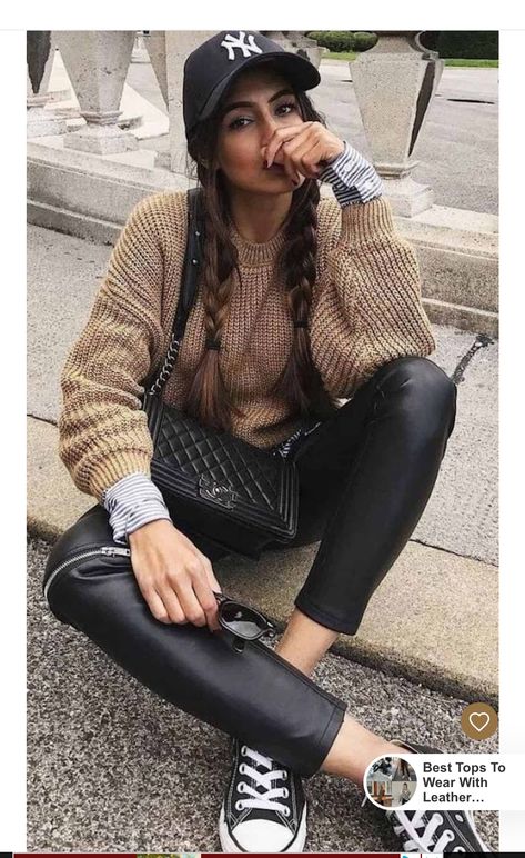 Back School Outfits, Trendy Outfits With Leggings, Fall Outfits With Hats, Trendy Outfits 2020, September Outfits, Winter Outfits 2020, Fall Outfits For Teen Girls, For School, Hats Black