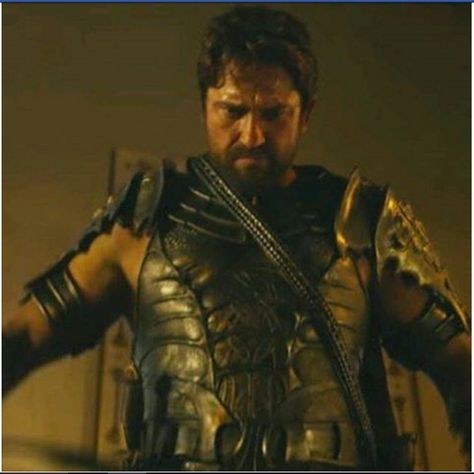 Set Gods Of Egypt Movie, Gerard Butler Movies, Egypt Movie, Gerard Bulter, Attila The Hun, Butter Scotch, London Has Fallen, Actor Gerard Butler, 300 Movie