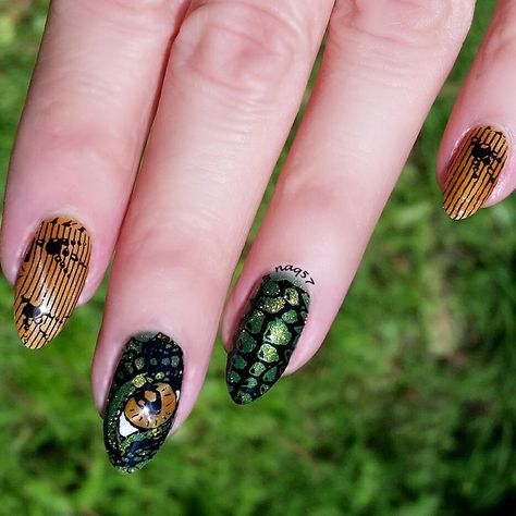 Dinosaur nails 6.24.2017 Jurassic World Nails, Dinosaur Nails Designs, Jurassic Park Nails, Dino Nails Art, Dinosaur Nail Art, Dino Nails, Dinosaur Nails, Nails 2017, Nail Stamp