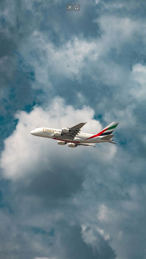 Plane Profile Picture, Emrites Plane, Emirates A380 Wallpaper, Emirates Airline Wallpaper, Airoplen Photo, Airbus A380 Wallpaper, Emirates Wallpaper, A380 Wallpaper, Emirates Plane