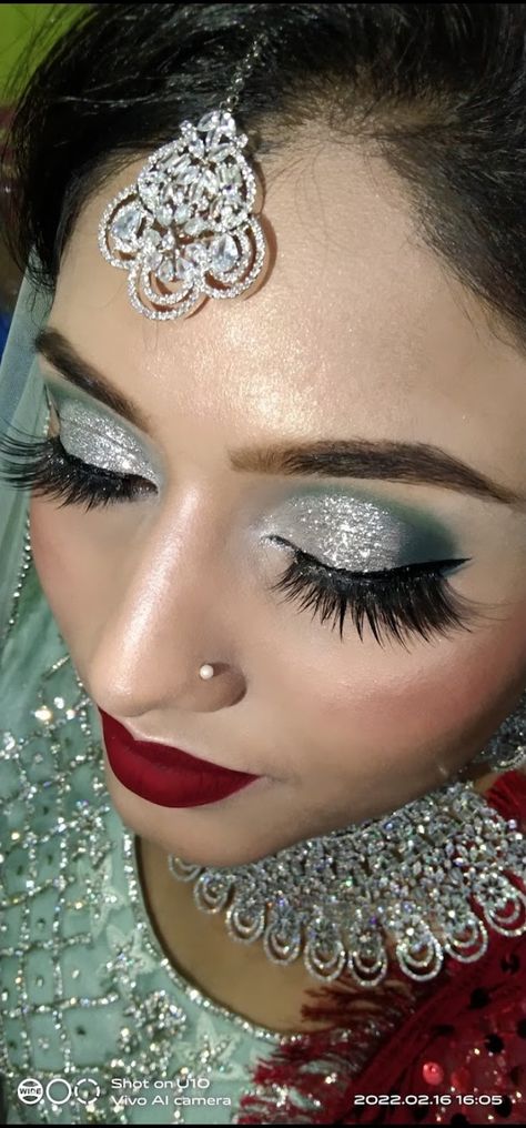 Makeup Snap, Floral Dress Aesthetic, Bueaty Tips, Bridal Skin, Beige Lipstick, Makup Looks, Bridal Skin Care, Tutorial Eyeshadow, Indian Wedding Makeup