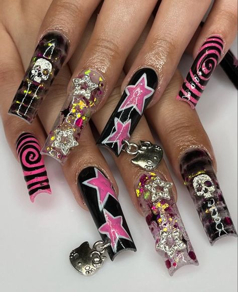 Texas Nails, Y2k Barbie, Punk Nails, Goth Nails, Vibrant Nails, Y2k Nails, Simple Acrylic Nails, Crazy Nails, Really Cute Nails