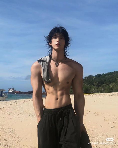 IG@_cr0102 Weibo@我家萌睿 Male Pose Reference, Men Abs, Bakugou Manga, Hot Asian Men, Cute Asian Guys, Fitness Inspiration Body, Human Poses Reference, Human Poses, Healthier Lifestyle