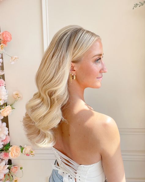 Blonde Bridal Hair, Bridesmaid Hair Inspo, Bridal Hair Half Up, Blonde Wedding Hair, Blonde Bride, Bridal Hair Down, Fall Wedding Hairstyles, Engagement Hairstyles, Bridal Hair Inspiration