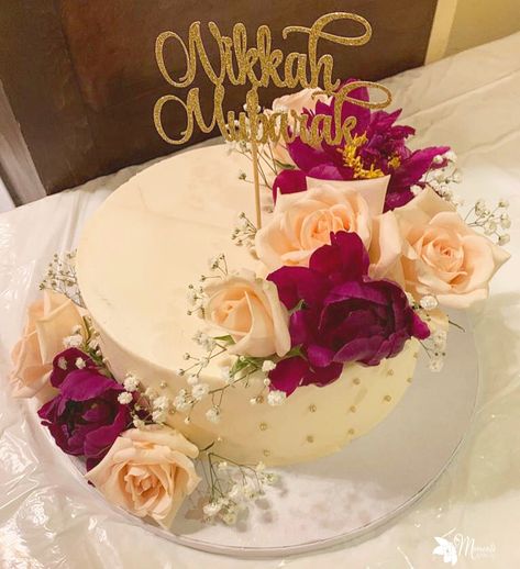 Cake For Haldi Ceremony, Nikah Cake Ideas, Nikah Mubarak Cake, Nikkah Cake Ideas, Nikkah Mubarak Cake, Nikah Cake, Bride To Be Cakes Ideas, Nikkah Cake, Nikkah Mubarak