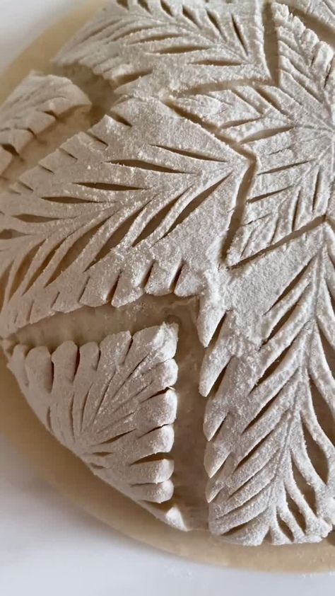 Sourdough Carving, Sourdough Snowflake, Snowflake Sourdough Scoring, Winter Sourdough Scoring, Christmas Sourdough Bread Scoring, Sourdough Christmas Scoring, Christmas Bread Scoring, Christmas Sourdough Scoring, Sourdough Design