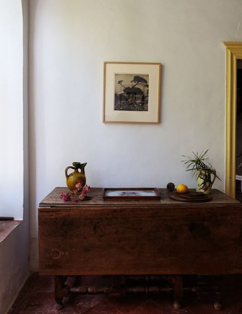 Hallway Photos, Brice Marden, Greece Photos, Leaf Table, Island Style, Greek Island, House Room, Casas De Ensueño, Interior Inspo