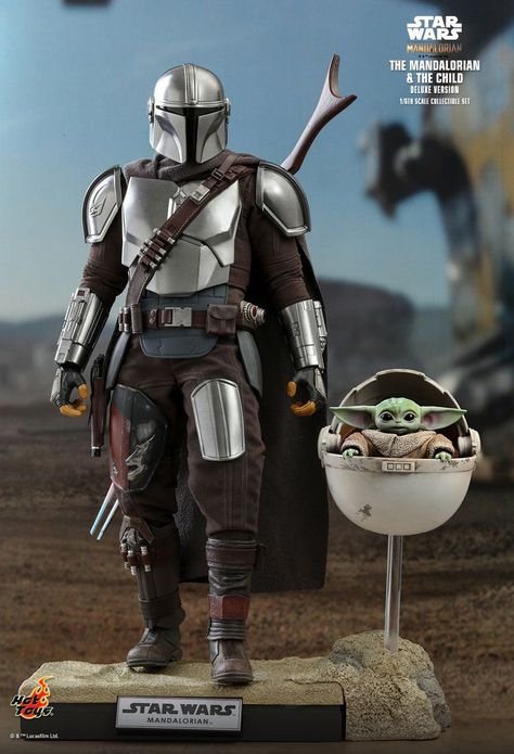 BD on Twitter: "Might have to mess around and buy #TheMandalorian figure by Hot Toys… " Beskar Armor, Mandalorian Cosplay, Standing Posture, Diy Cosplay, Mandalorian Armor, Colored Boots, Star Wars Logo, Shoulder Armor, Star Wars The Mandalorian