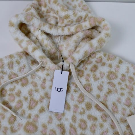 Ugg Hoodie Loyra Style Hoodie Attached Hood Soft, Faux Sherpa Material Leopard Print Design Drawstring Closure Ugg Branding Kangaroo Pocket Rib Knit Hem & Cuffs Brand New With Tags Pricing Is Fair And Quite Firm . Please Let Us Know If You Have Any Questions. Cute Winter Fits For School, Ugg Hoodie, Cute Winter Fits, Ugg Sweater, Christmas Wishlist Ideas, Wishlist Ideas, Casual Preppy Outfits, Print Sweater, Style Hoodie