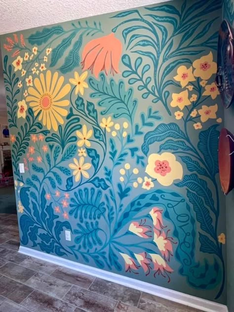 Bed Wall Mural, Guest Room Mural, Funky Mural Ideas, House Murals Interiors, Front Door Painting Ideas Creative, Floral Wall Painting Ideas, Interior Mural Ideas, Floral Mural Painting, Basement Mural