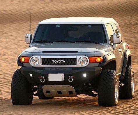 Wide stance Lifted Fj Cruiser, Fj Cruiser Accessories, Fj Cruiser Mods, Toyota Cruiser, Toyota Tundra Trd, 2014 Toyota Fj Cruiser, Toyota Suv, Overland Vehicles, Jeep Wrangler Rubicon