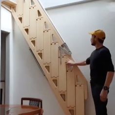 Reka Bentuk Rumah Kecil, Stairs For Small Spaces, Design Case Mici, Compact Staircase, Compact Stairs, Collapsible Furniture, Foldable Stairs, Design Portfolio Layout, درج السلم