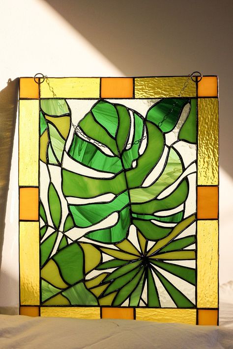 Plant Stained Glass Window, Glass Painting Portrait, Glass Painting Designs Window, Plant Suncatcher, Window Wall Hanging, Diy Stained Glass Window, Glass Painting Patterns, Green Birthday, Garden Window