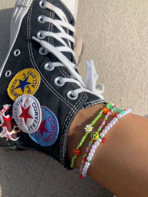 Converse Design, Cute Converse, Beaded Shoes, Converse Black, Aesthetic Shoes, Swag Shoes, Converse Sneakers, Girly Jewelry, Pretty Shoes