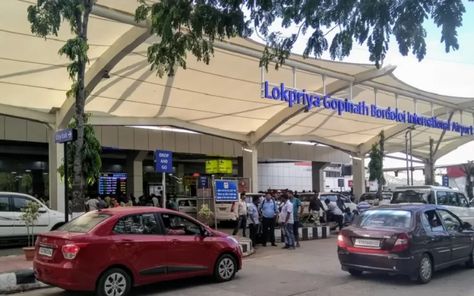 LGBI Guwahati airport gets 'Digi Yatra' facility - North East Business Mirror Guwahati Airport, Northeast Region, Civil Aviation, Cat Aesthetic, Air Travel, North East, International Airport, Airlines, Passenger