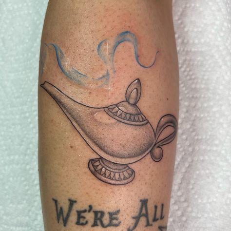 Aladdin Genie Lamp Tattoo, Aladin Tattoo Ideas, Aladdin Lamp Tattoo, Genie Lamp Tattoo, Genies Lamp, Aladdin Tattoo, Genie Disney, Disney Sleeve Tattoos, Lamp Tattoo