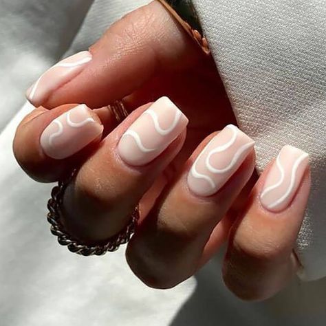 Line Nail Art, Milky Nails, Cute Short Nails, White Acrylic Nails, Lines On Nails, White Nail Designs, Nail Arts, Acrylic Nail Designs, Nail Trends