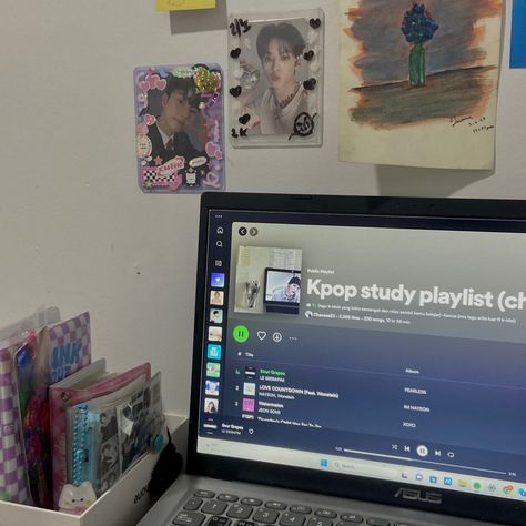 #study #aesthetic #kpop #spotify #straykids #leeknow #kpopphotocards #painting #binder Kpop Studying Aesthetic, Kpop Study Aesthetic, Studying Aesthetic, Sour Grapes, Straykids Leeknow, Romanticizing School, Study Aesthetic, Im Nayeon, Aesthetic Kpop