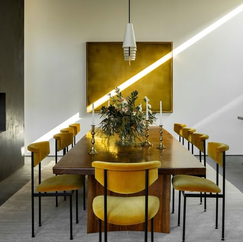 Martha Mulholland, Standard Architecture, Yellow Interior Design, Chic Dining Chairs, Art Deco Dining Room, Yellow Dining Room, Dining Room Inspo, Comfortable Dining Chairs, Beautiful Dining Rooms