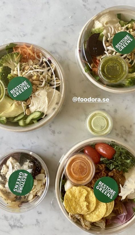 Takeaway Salad Packaging, Breakfast Delivery Packaging, Salad Packaging Ideas, Salad Business Ideas, Salads Packaging, Meal Delivery Packaging, Healthy Takeaway, Food Delivery Packaging, Salad Packaging