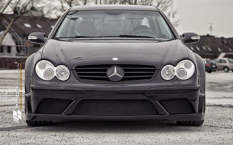 Mercedes-Benz (W209) CLK Black Edition Aerodynamic Widebody by Prior Design #mbhess #mbtuning #priordesign W203 Tuning, Mercedes C320, Custom Mercedes Benz, Mercedes C240, Benz Logo, Custom Mercedes, Mercedes Benz C180, Mercedes C230, Mercedes W203