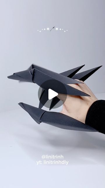 Lini Trịnh I Art | Design I Fashion on Instagram: "Who gonna need this? #diy #origami #paperclaws" Paper Claws, Cool Origami, Diy Origami, Altered Books, Diy Costumes, Fun Projects, Need This, Origami, Arts And Crafts