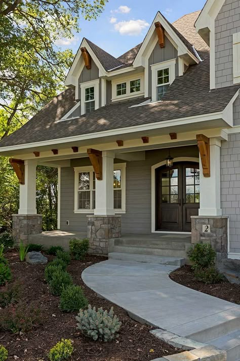 Craftsman Home Exterior, House Paint Color Combination, Exterior House Color, Craftsman Exterior, Home Exterior Makeover, Cape Cod House, Craftsman Style Homes, Exterior Paint Colors For House, Casa Exterior