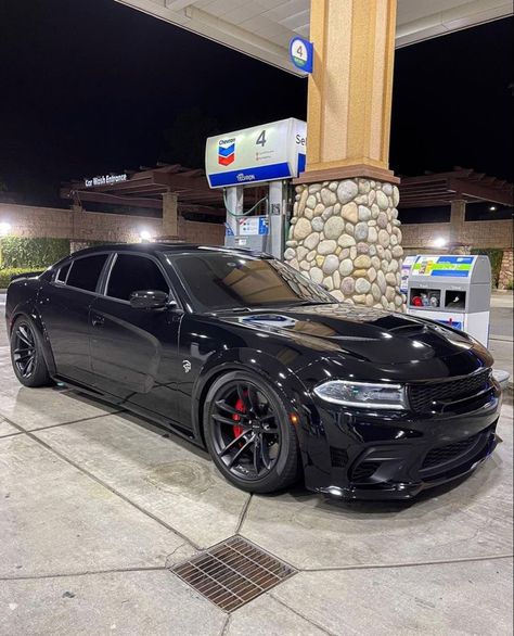 Blacked Out Dodge Charger, Black Dodge Charger Aesthetic, All Black Dodge Charger, Hellcat Charger Widebody Black, Dodge Charger Srt Hellcat Widebody 2020, Charger Srt Hellcat Aesthetic, Hellcat Astethic, Black Charger Car, Blacked Out Hellcat