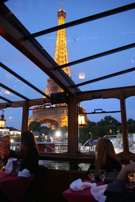 Bateau le Calife, Paris - Restaurant Reviews - TripAdvisor Paris Dinner Cruise, Paris Nye, Paris Cruise, Paris Moodboard, Paris River Cruise, Paris Mood Board, Paris Dinner, Paris Nightlife, Bar Paris