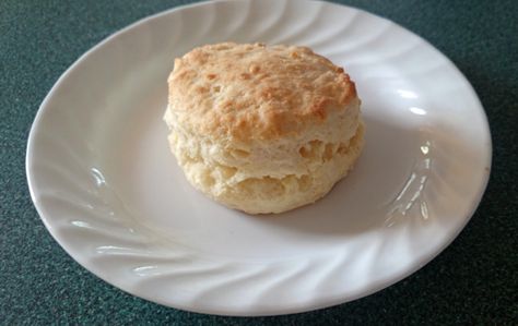 Found this recipe in Jean Pares Companys Coming cookbook. Ive made baking powder biscuits before, but not with cream of tarter in the recipe. Rich Tea Biscuits, Baking Powder Biscuits, Cream Of Tarter, Tea Biscuits, Biscuits Recipe, Vegetable Drinks, Healthy Eating Tips, Biscuit Recipe, Quick Bread