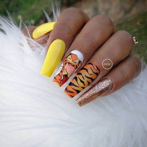 Tigger Nails, Trip Nails, Disney Themed Nails, Asian Dragon Tattoo, Tiger Nails, Disney Acrylic Nails, Nail Board, Disney Bracelet, Cute Acrylic Nail Designs