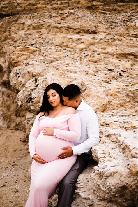 Chubby Pregnant Women, Beach Maternity Shoot, Maternity Photography Beach, Pregnancy Safe Workouts, Beach Maternity, Maternity Photoshoot, Maternity Shoot, Pregnancy Shoot, Maternity Pictures