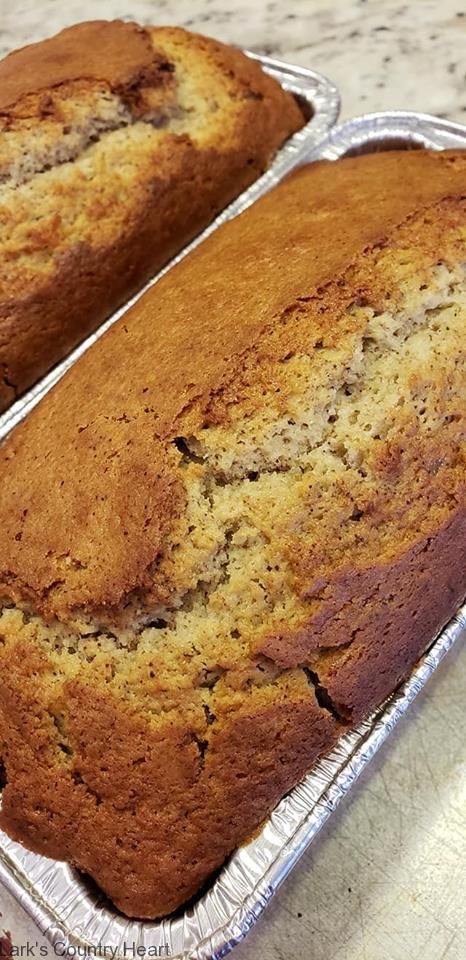 Quick & Easy Banana Bread Quick Easy Banana Bread, Raspberry Quick Bread, Bread Easy Quick, Basic Quick Bread Recipe, Quick Banana Bread Recipe, Quick And Easy Banana Bread Recipe, Figs Breakfast, Quick Banana Bread, Banana Bread Easy