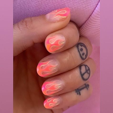 Flame Nails, Flame Nail Art, Mens Nails, Almond Acrylic Nails, Orange Nails, Coffin Nails Designs, Fire Nails, Classy Nails, Dream Nails