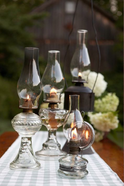 i wish we actually still used these in everyday life Unique Wedding Centerpieces, Vintage Wedding Centerpieces, Summer Lighting, Rustic Wedding Decorations, Antique Oil Lamps, Smart Tiles, Steampunk Wedding, Small Intimate Wedding, Victorian Wedding