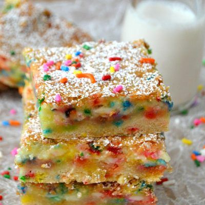 Cake Batter Recipes, Gooey Bars, Gooey Butter Cake, Cake Bars, Yummy Dessert, Bar Recipes, Bar Cookies, Eat Dessert First, Butter Cake