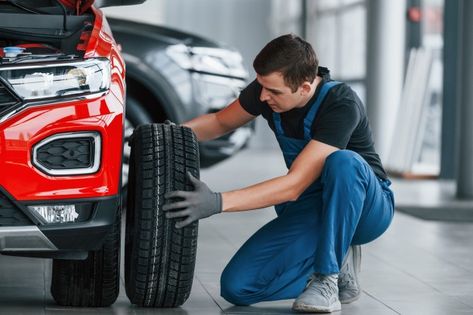 Car Doctor, Mechanic Man, Industry Images, Man In Uniform, Garage Repair, Auto Mechanic, Social Media Branding Design, Media Branding, Model Shoot